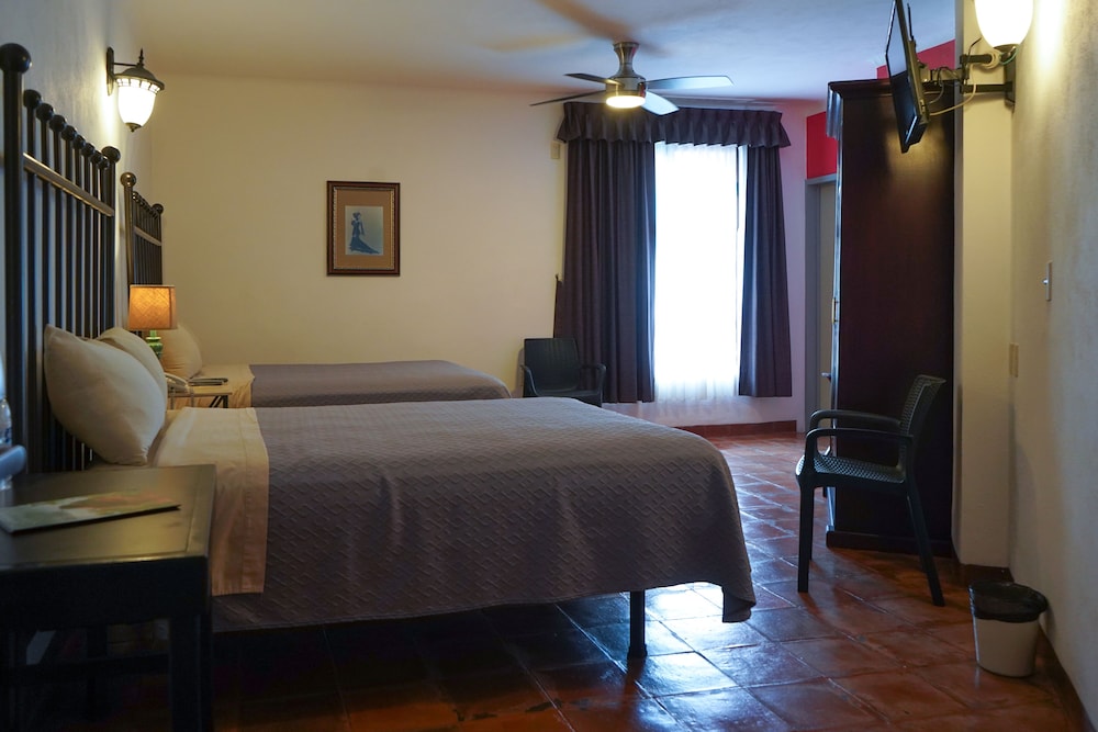 Hotel Real de Leyendas 26/41