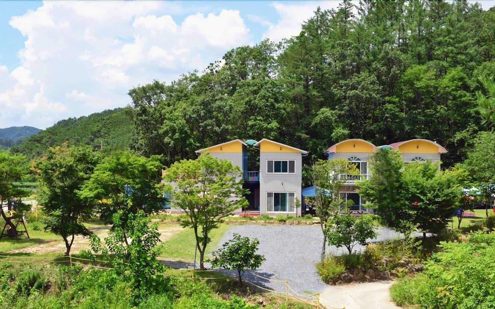 Jecheon Neunggangsong Pension 19/20