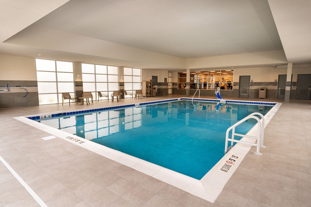 Hyatt House Nashville Airport 1/44