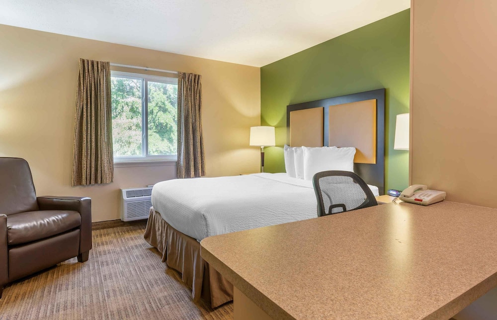 Extended Stay America - Cleveland - Great Northern Mall 23/54