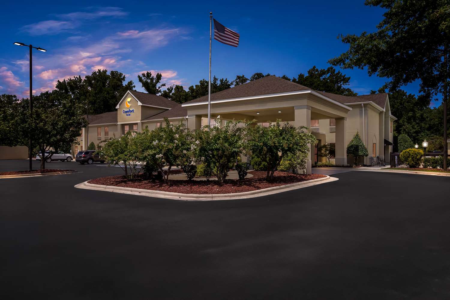 Comfort Inn Clinton 23/25