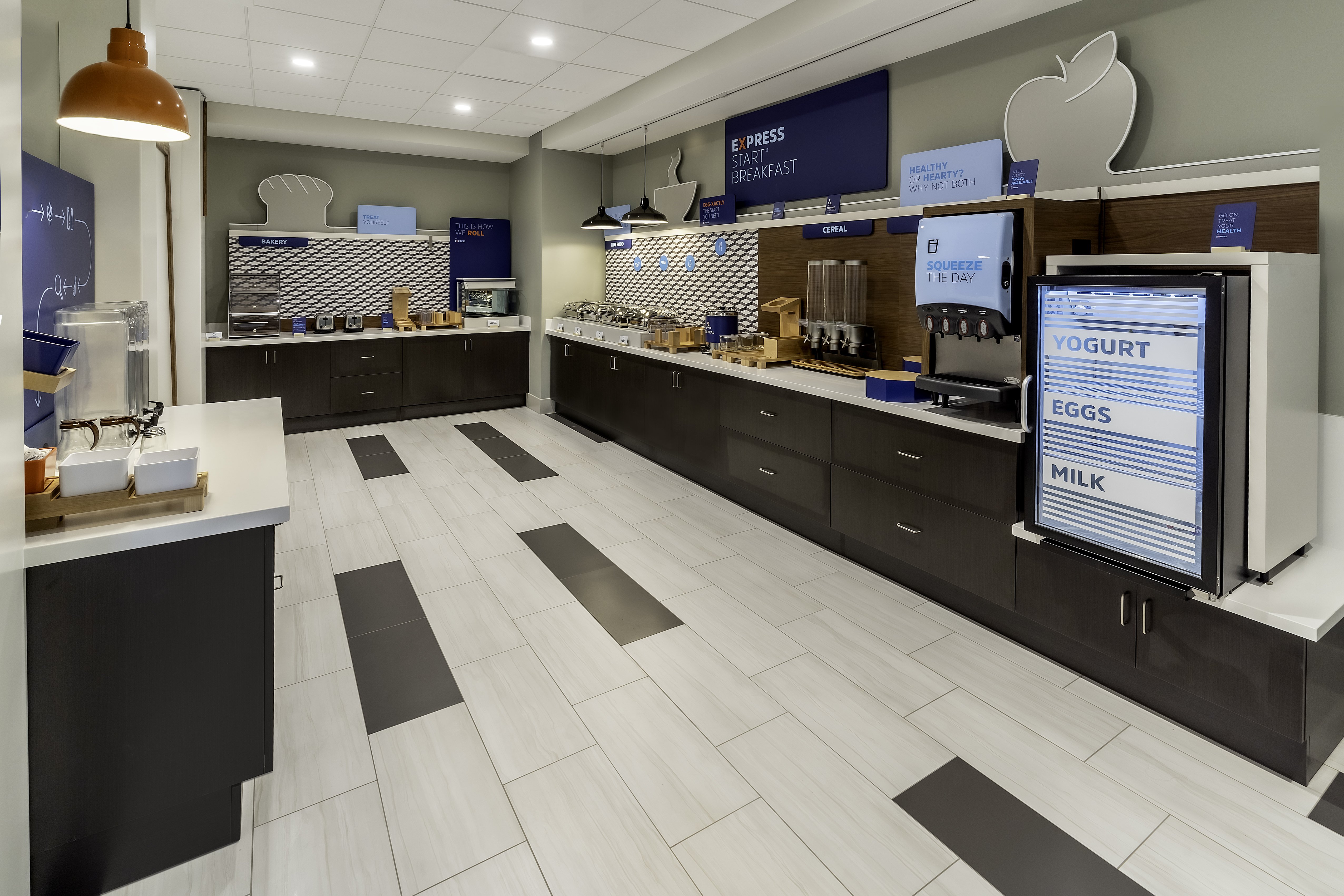 Holiday Inn Express & Suites Milwaukee - West Allis 5/61