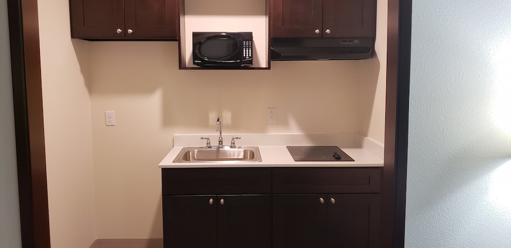 Econo Lodge Umatilla Columbia River Area 10/23