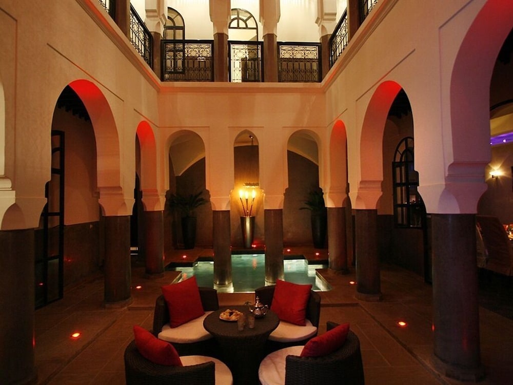 Riad Carllian 12/17