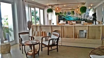 Hôtel De La Plage Mahogany 57/66