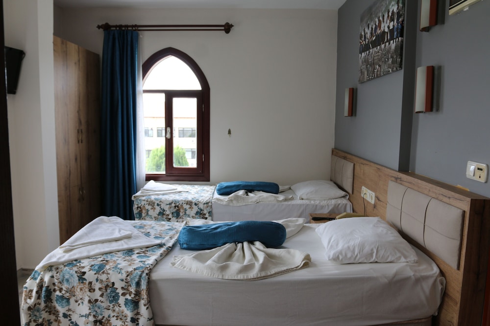 Otel Eroglu 10/44