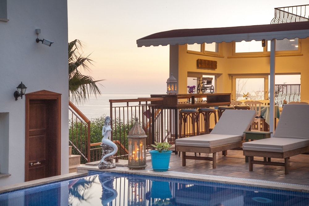 Sunset Villa Hotel 14/50