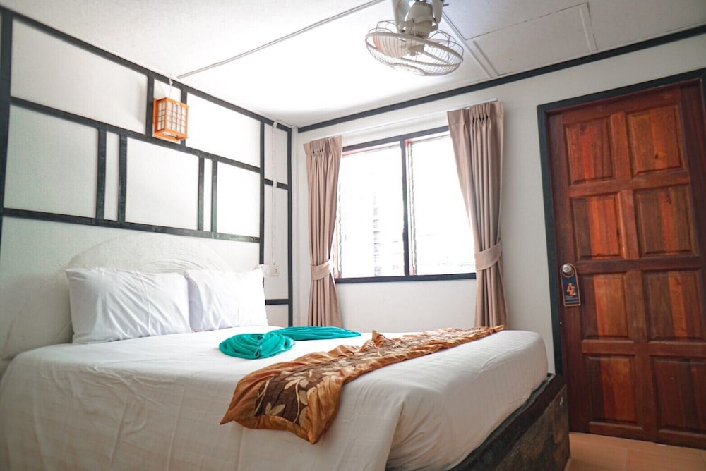 Phi Phi Nice Beach Resort 14/50