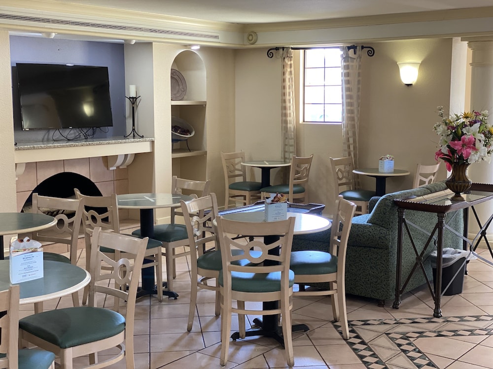 La Quinta Inn By Wyndham Tyler 33/36