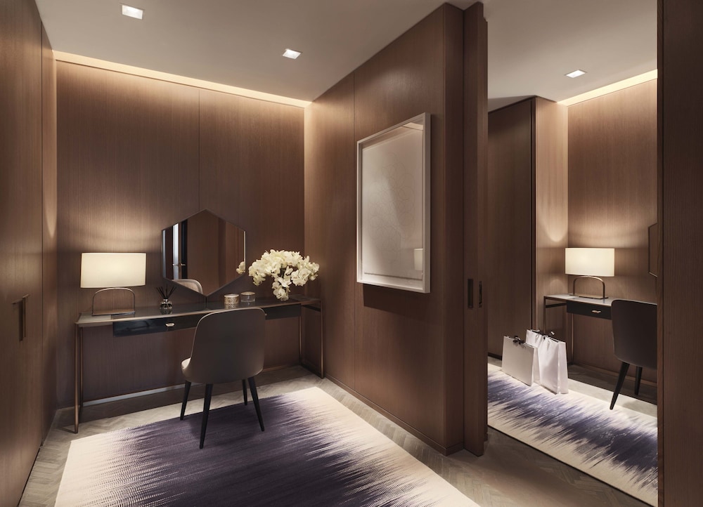 Four Seasons Hotel Kuwait at Burj Alshaya 20/78