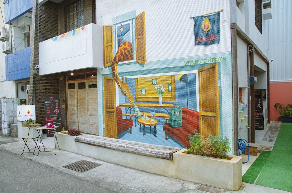 Matchbox Hostel 2/16