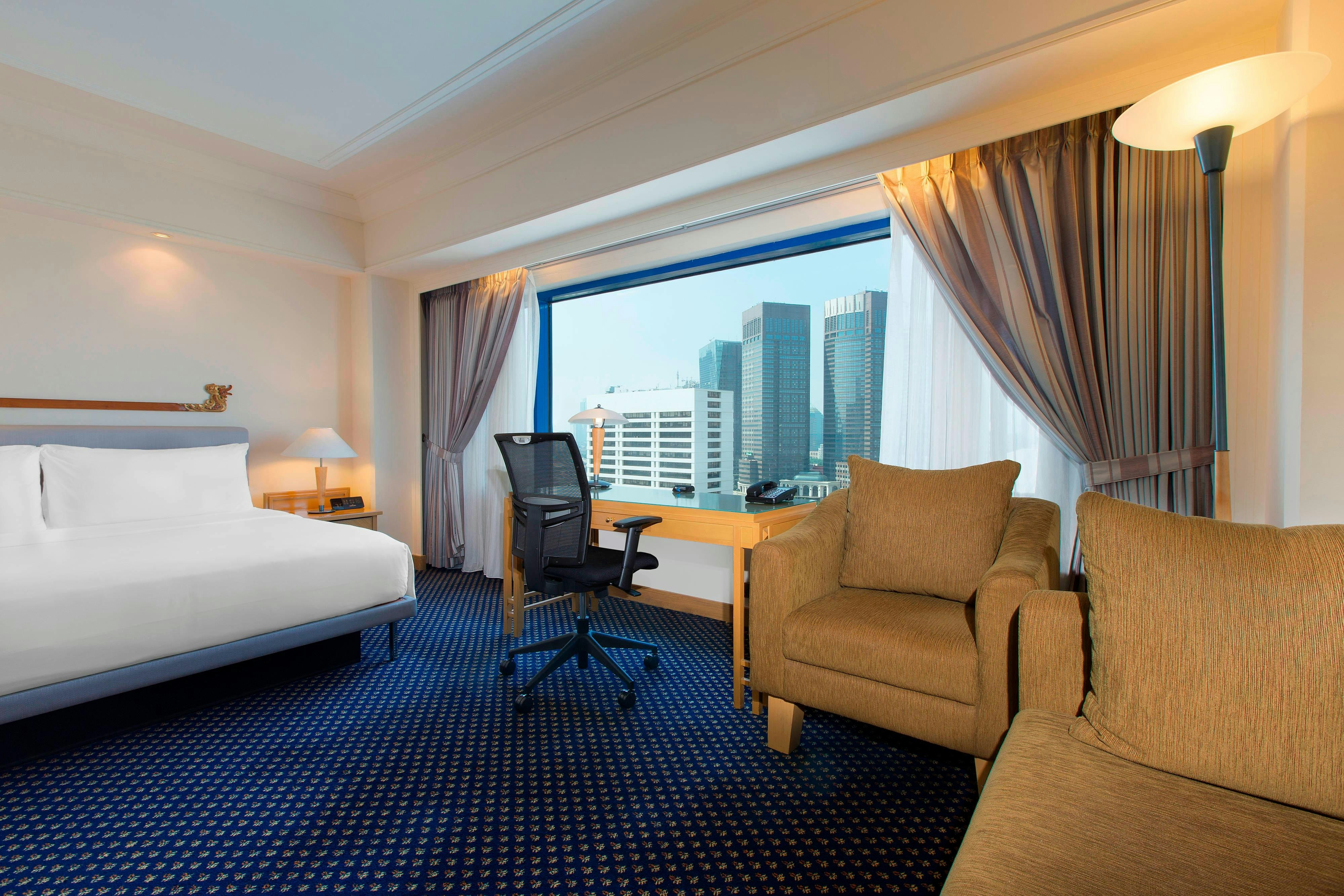 LE MERIDIEN JAKARTA 4/68