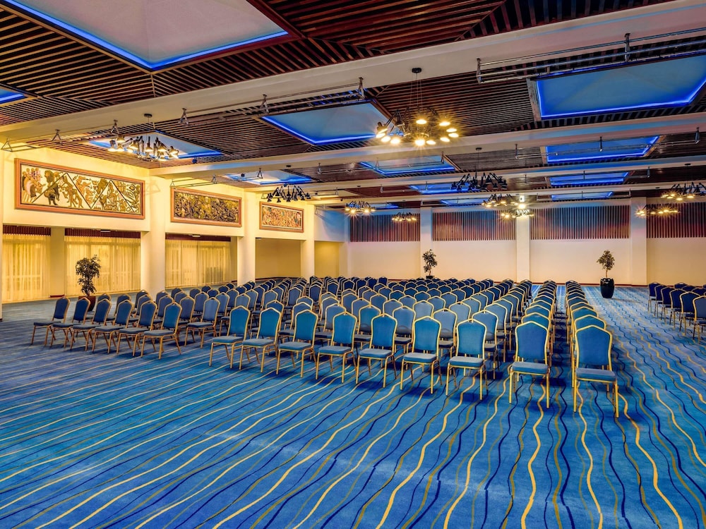 Movenpick Hotel & Residences Nairobi 33/69