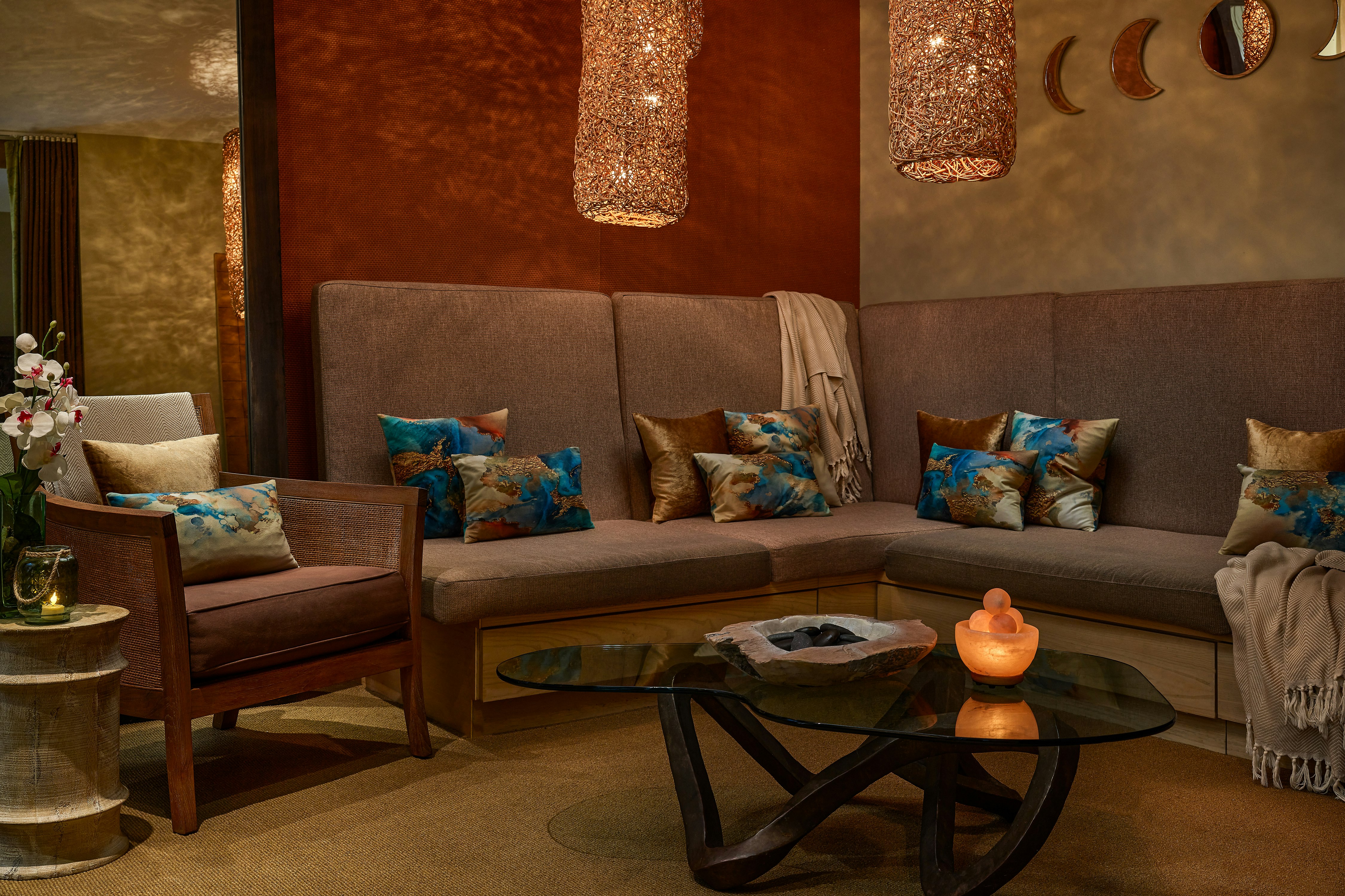 The Highland Dallas, Curio Collection by Hilton 40/68