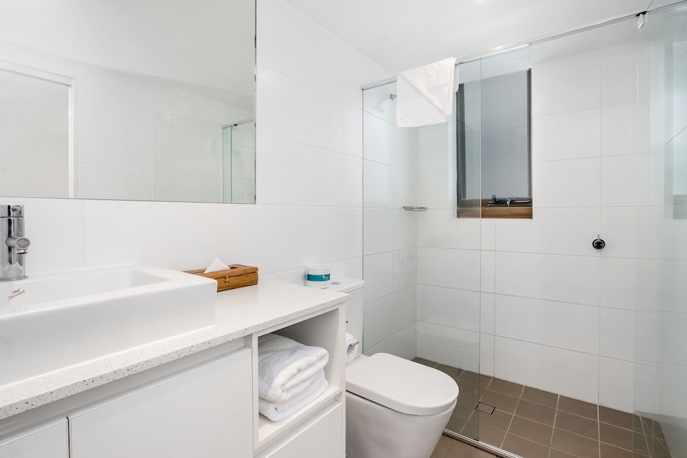 Bayview Beachfront Apartments 44/50