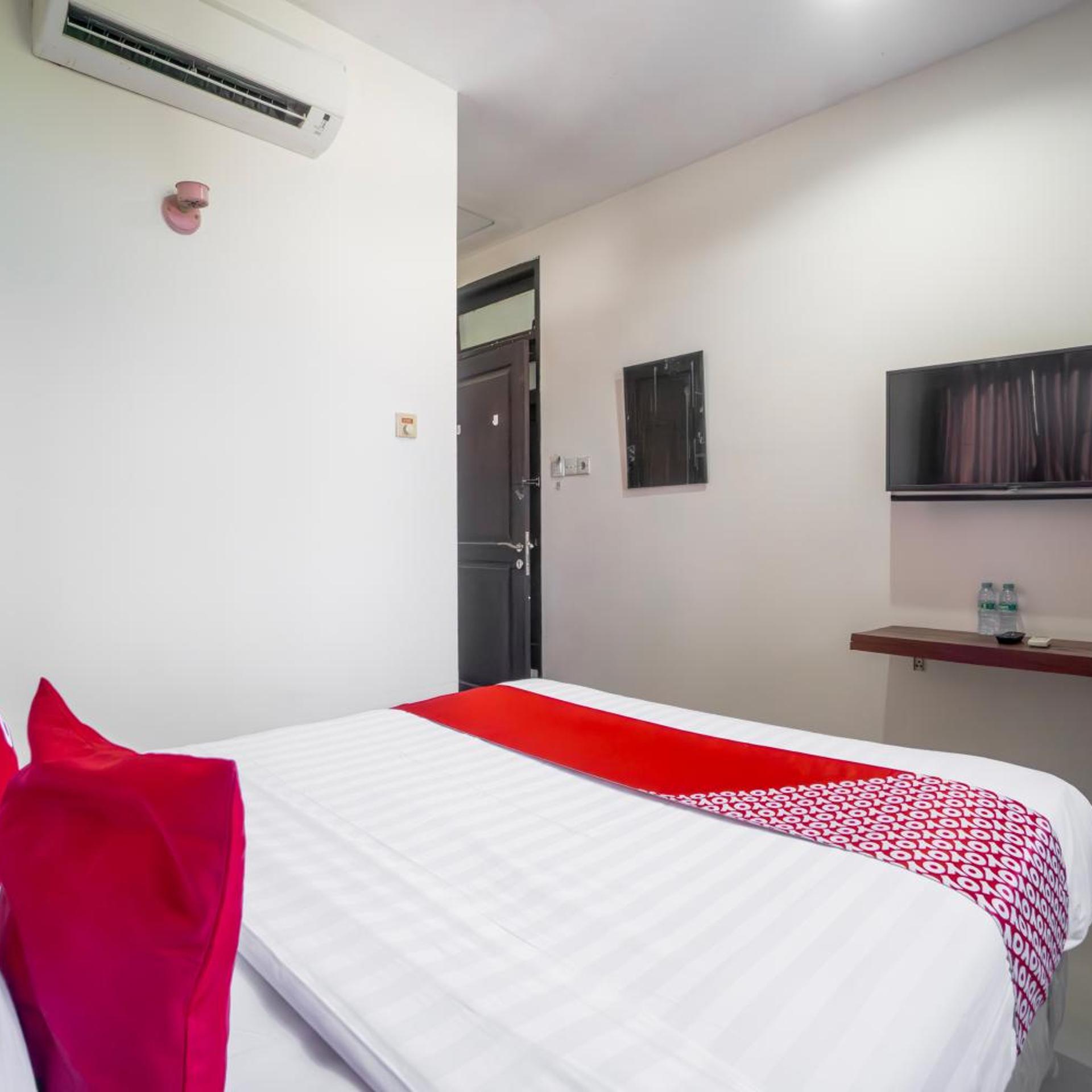 Hotel O Genteng Near Genteng Market Formerly Uno Hotel 20/43