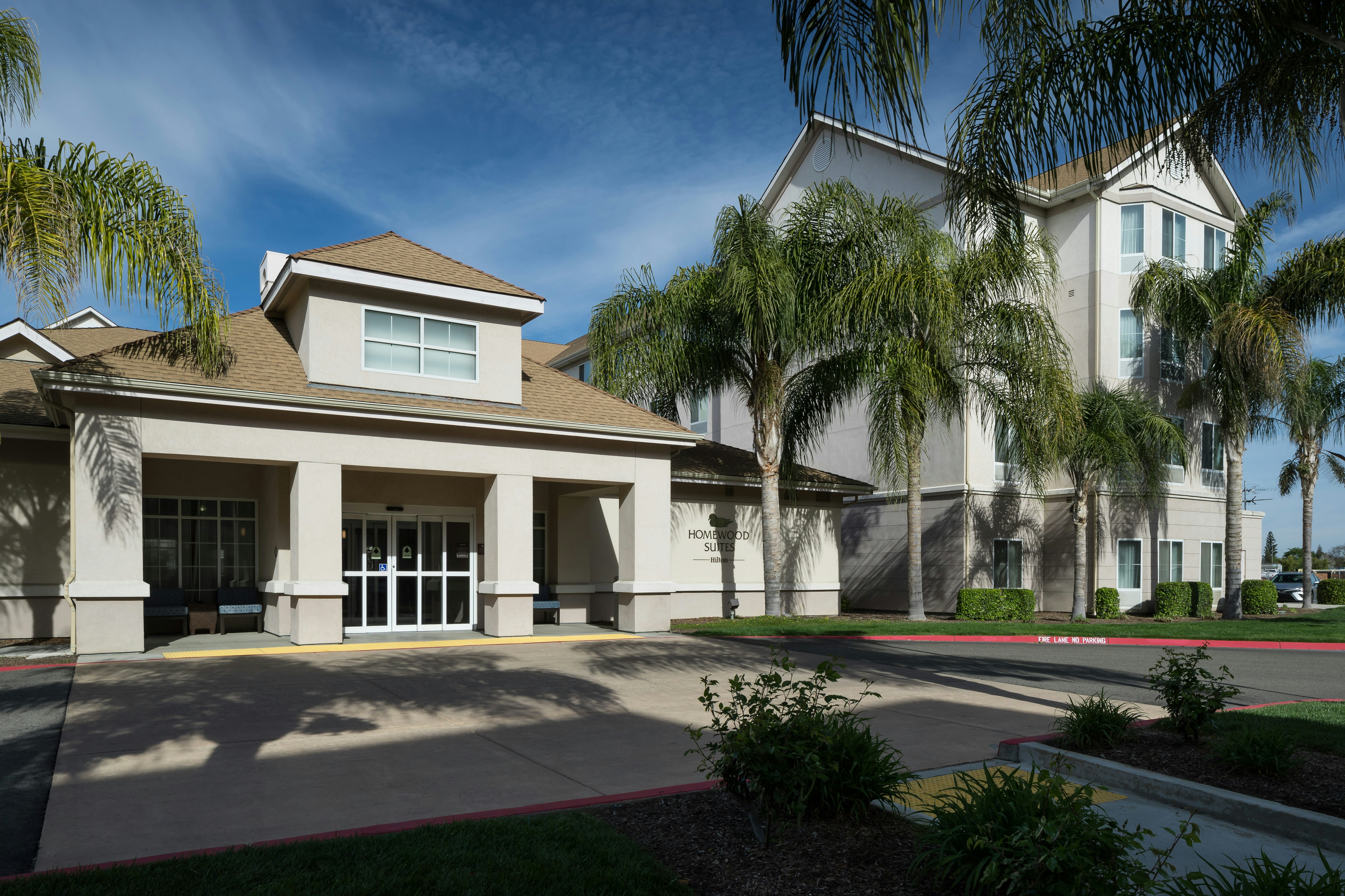 Homewood Suites by Hilton Fresno Airport/Clovis, CA 50/50