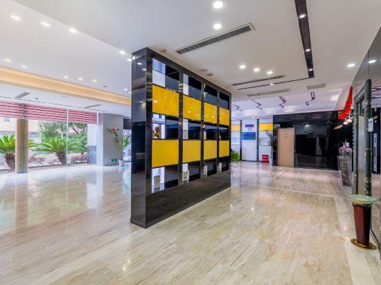 Lavande Hotels Wuhan Hankou Railway Station 6/20