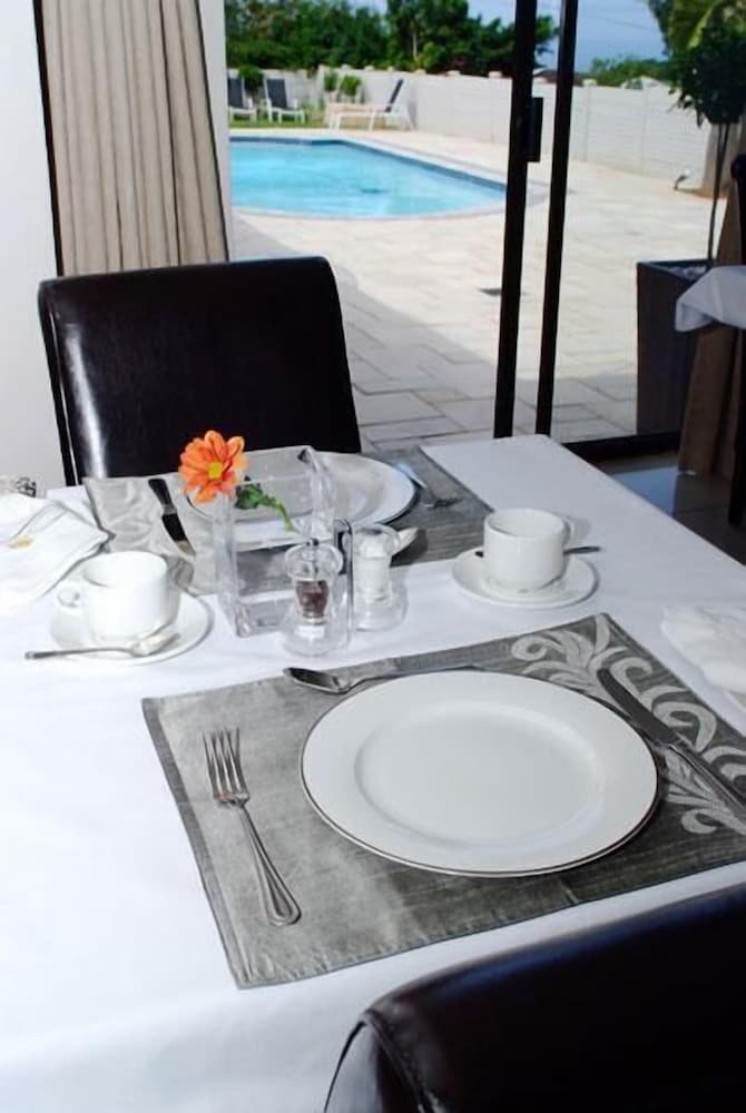 Sanchia Luxury Guesthouse 17/27