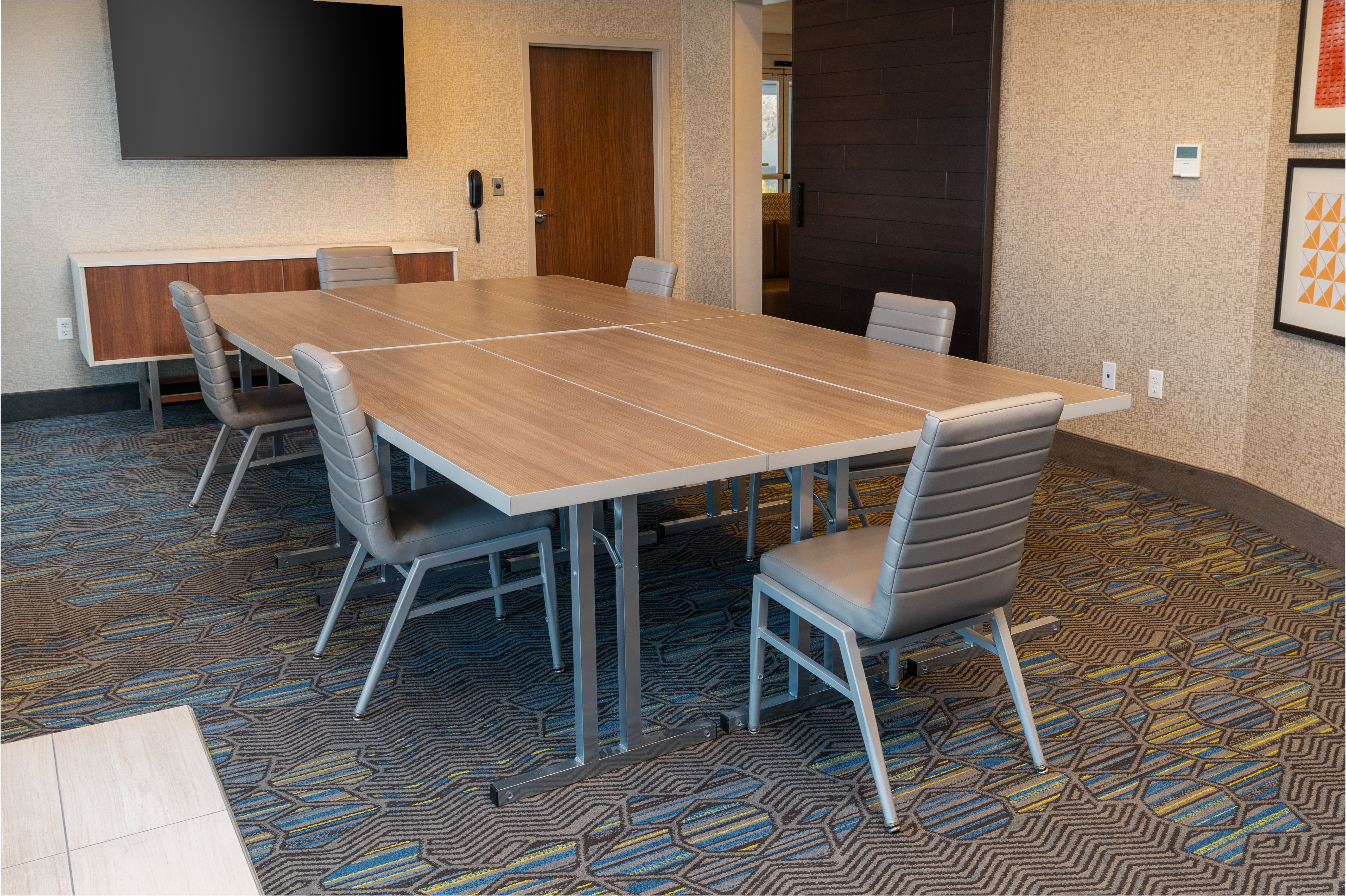 Holiday Inn Express And Suites Las Vegas E Tropicana 48/52