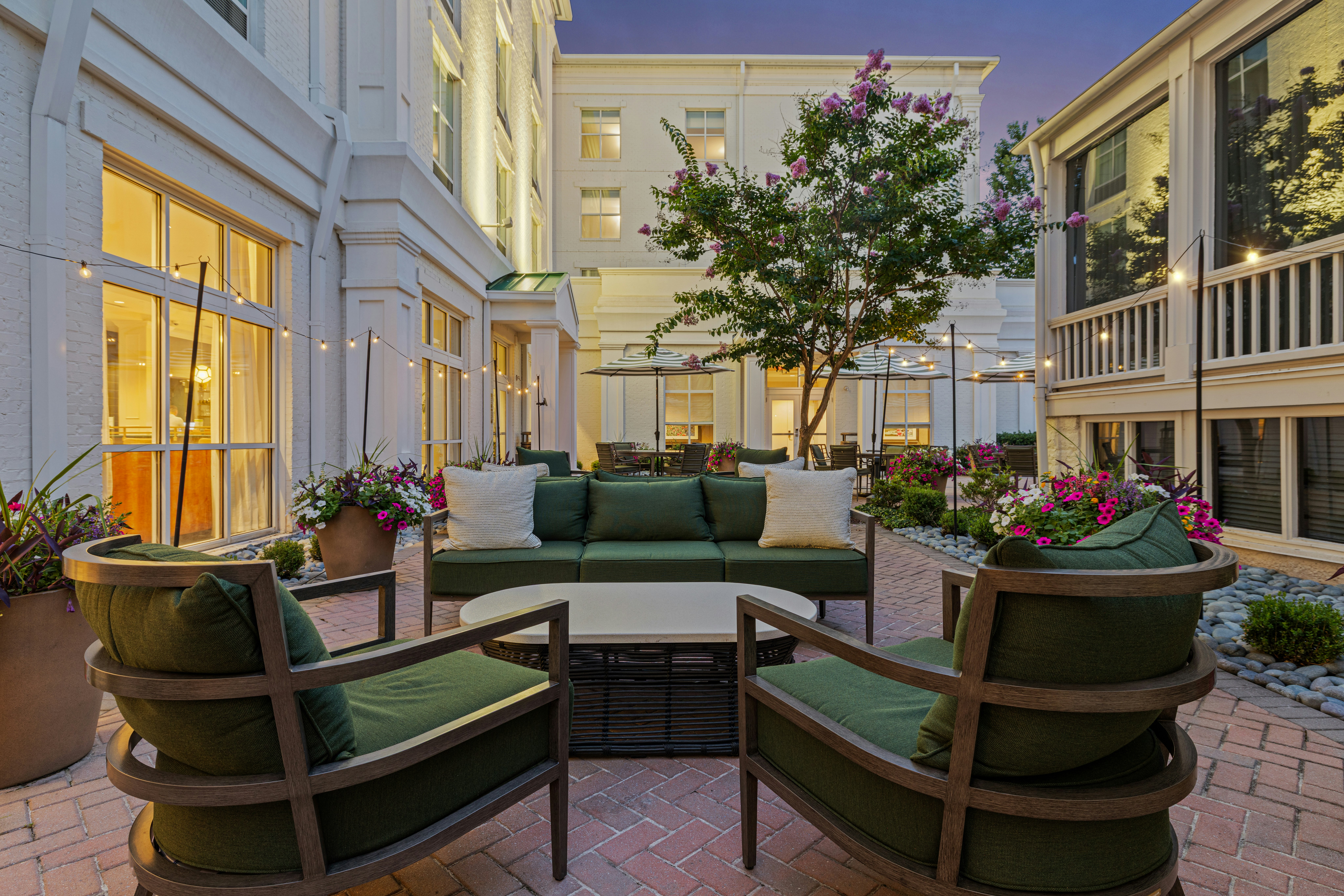 HILTON GARDEN INN NASHVILLE BRENTWOOD 30/75