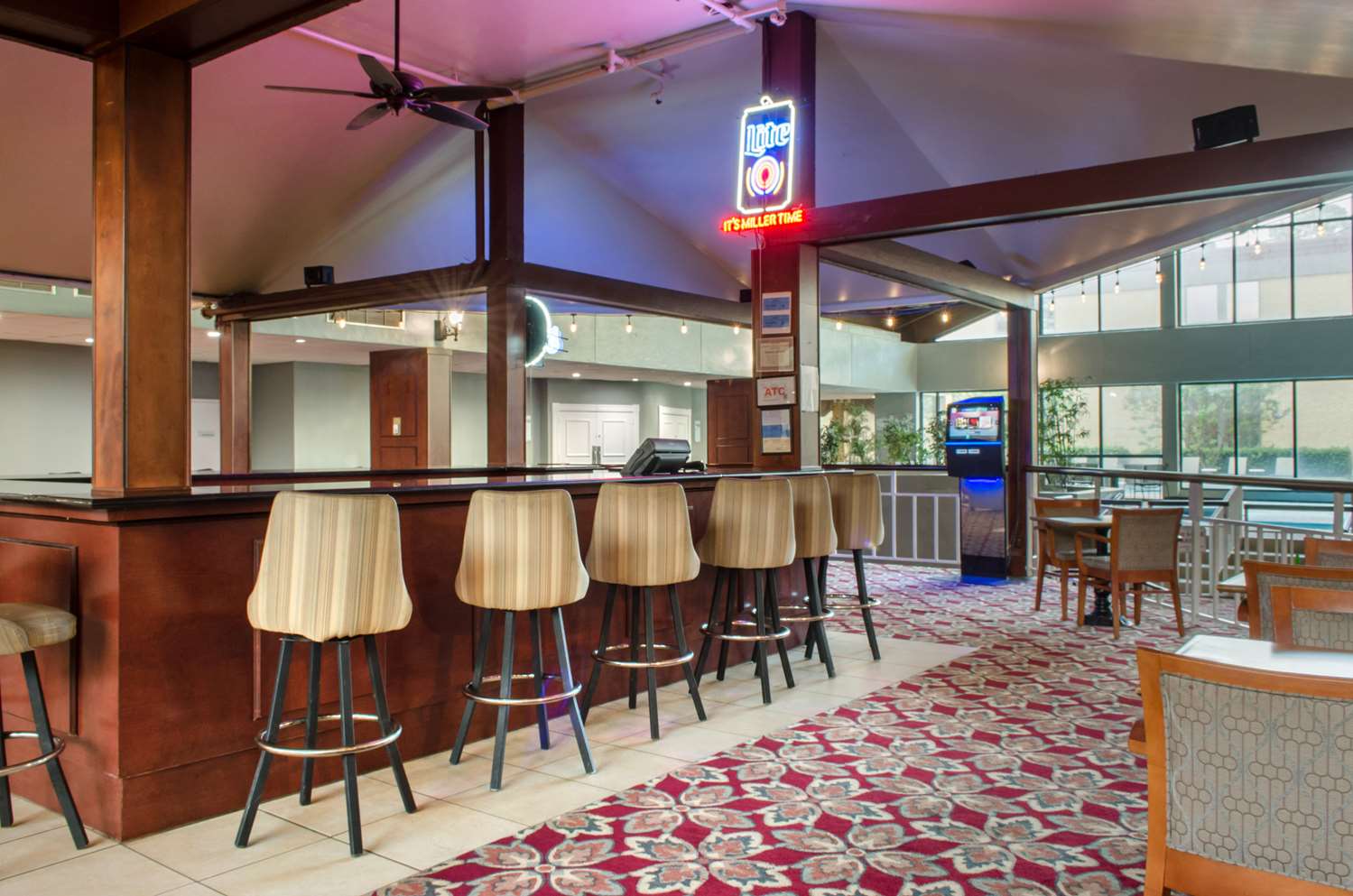 restaurant cafeteria