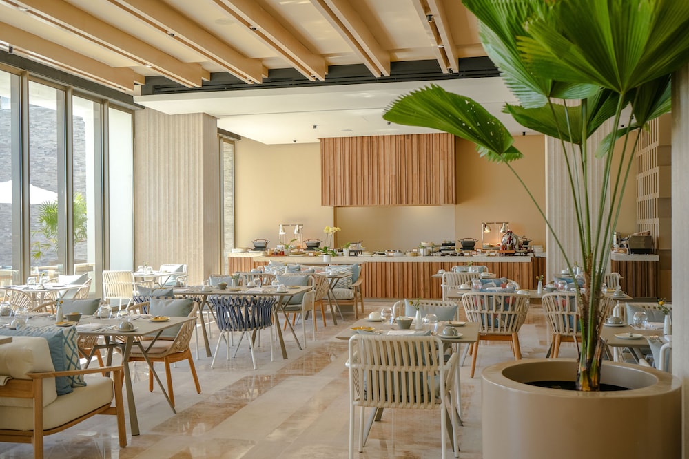 Grand Velas Boutique Hotel 89/104