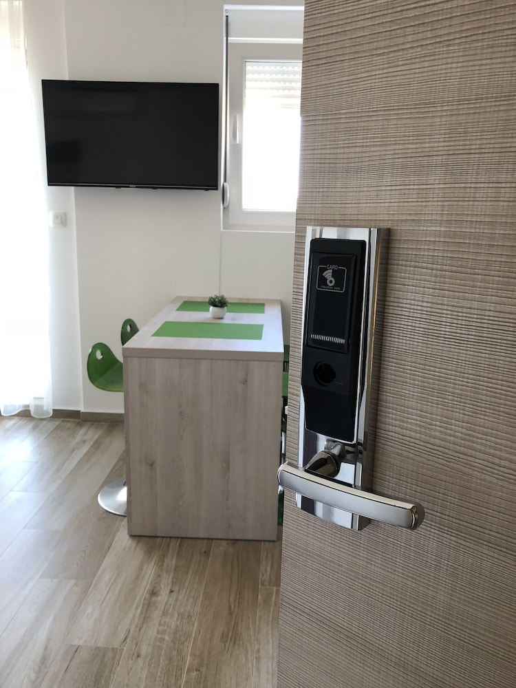 Almare Apartments Budva 35/50