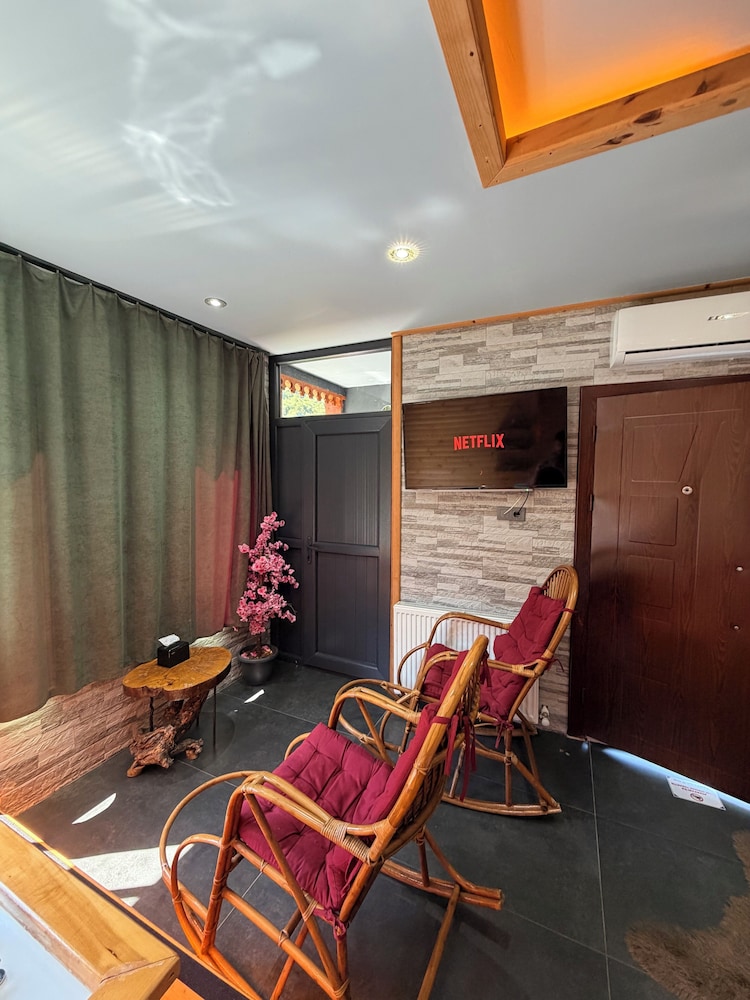 Hira Bungalov 39/49
