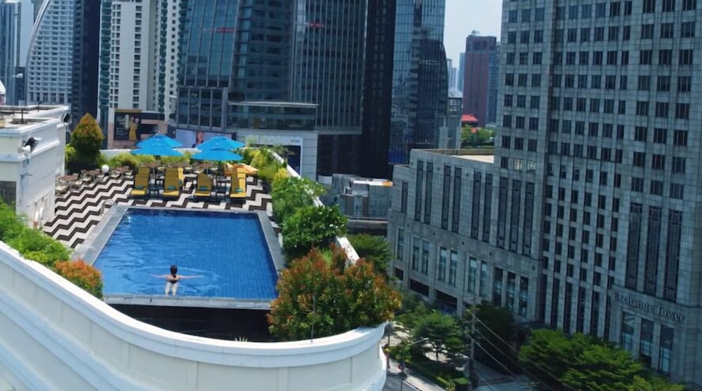 NH Bangkok Asoke 62/66