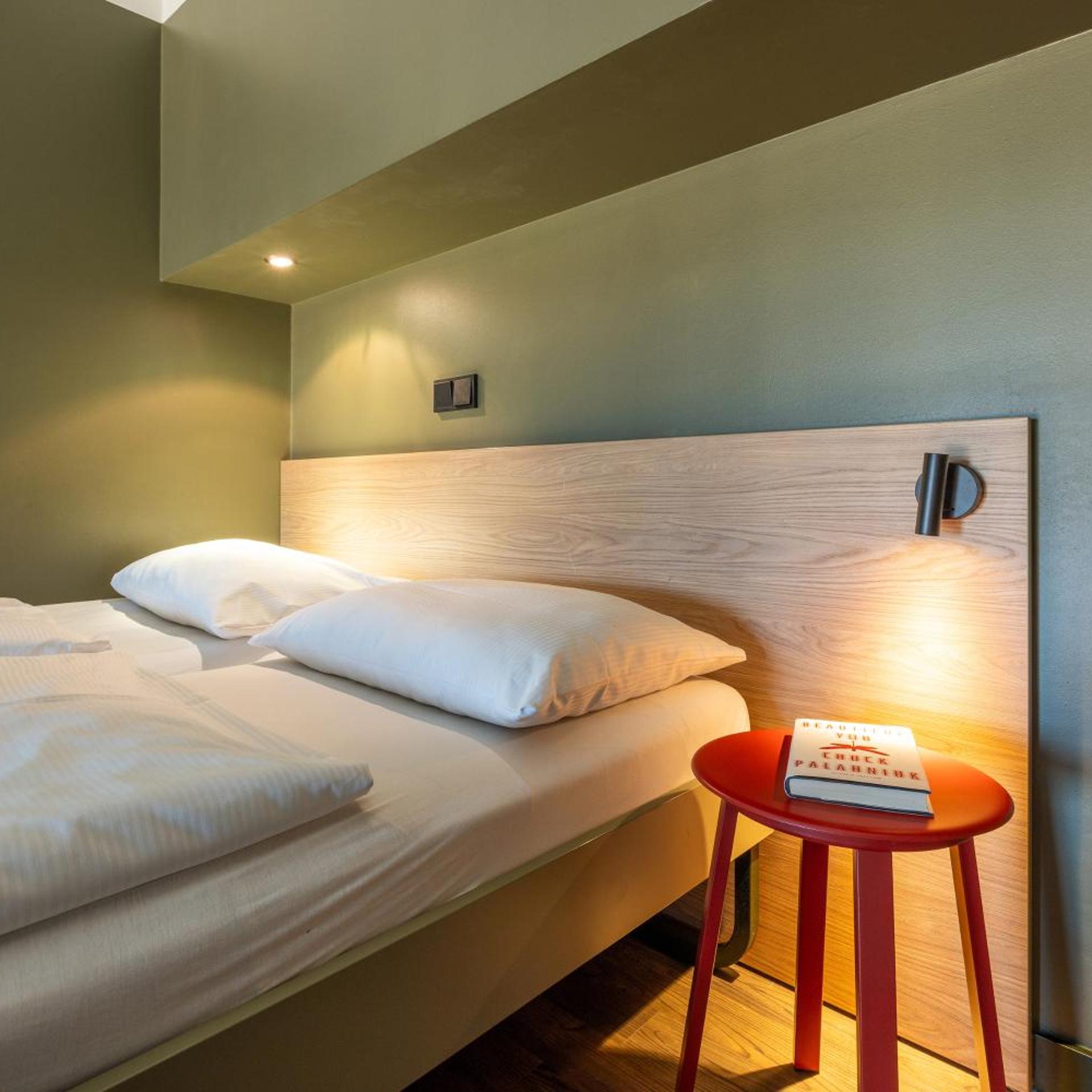 Meininger Hotel Berlin Mitte Humboldthaus Hostel 18/50