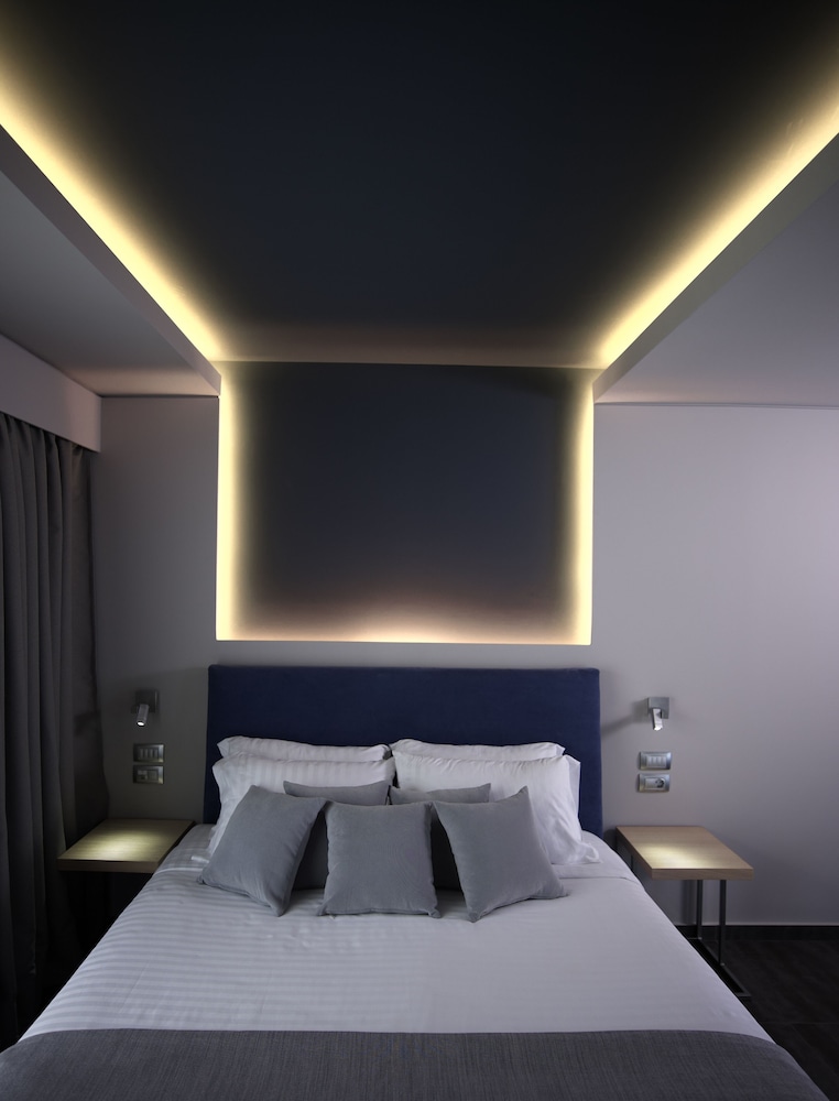 STANDARD, DOUBLE BED