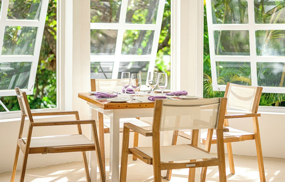 Montpelier Plantation & Beach 31/50