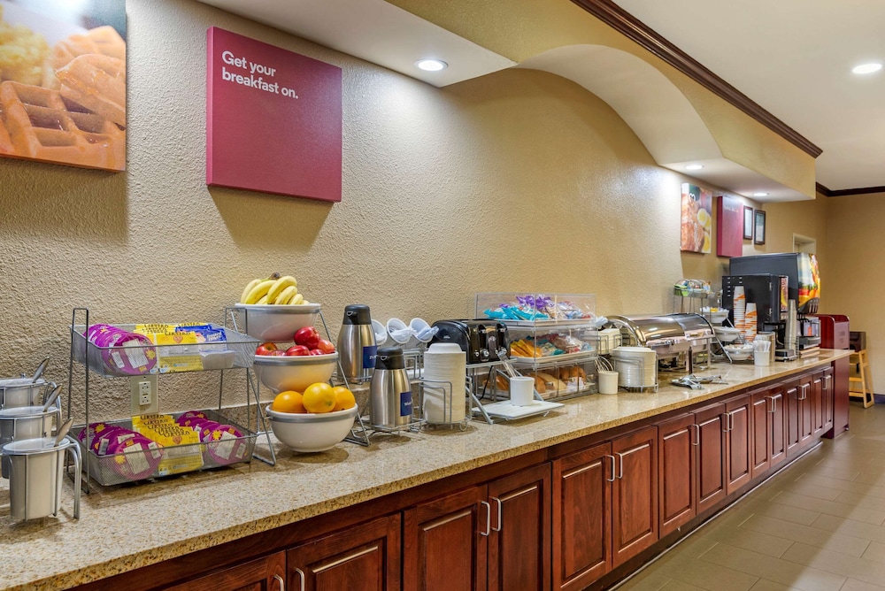 Comfort Suites Montgomery East Monticello Dr 41/47