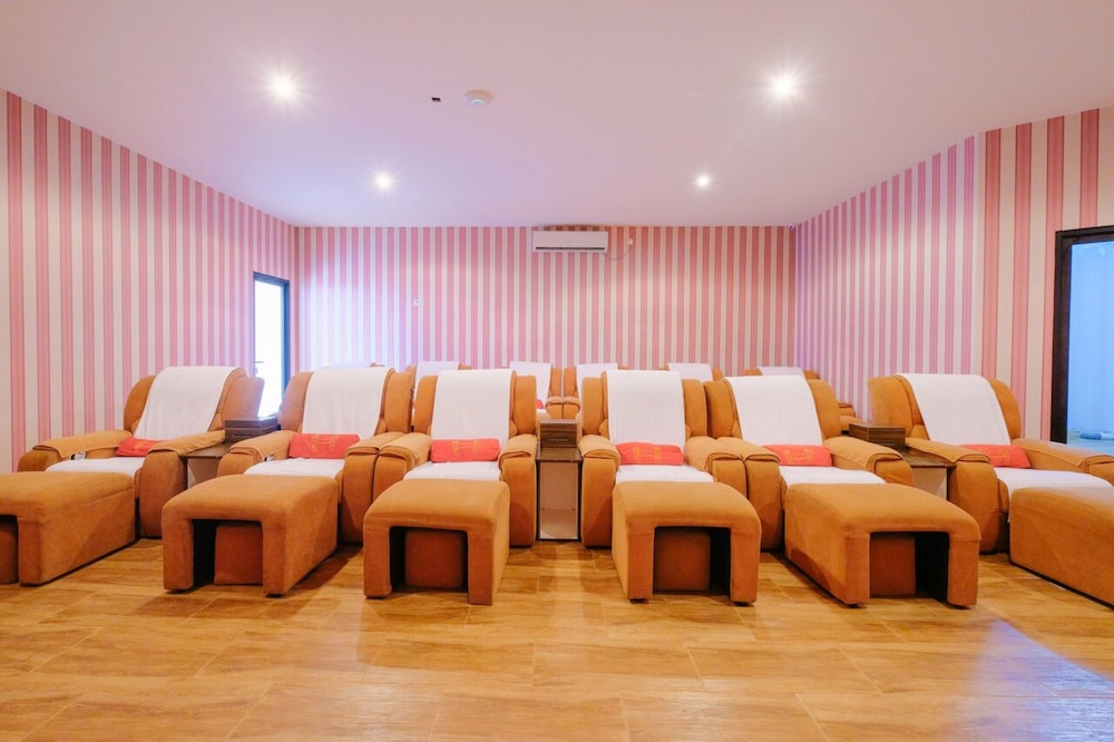 Lopi Hotel 29/36