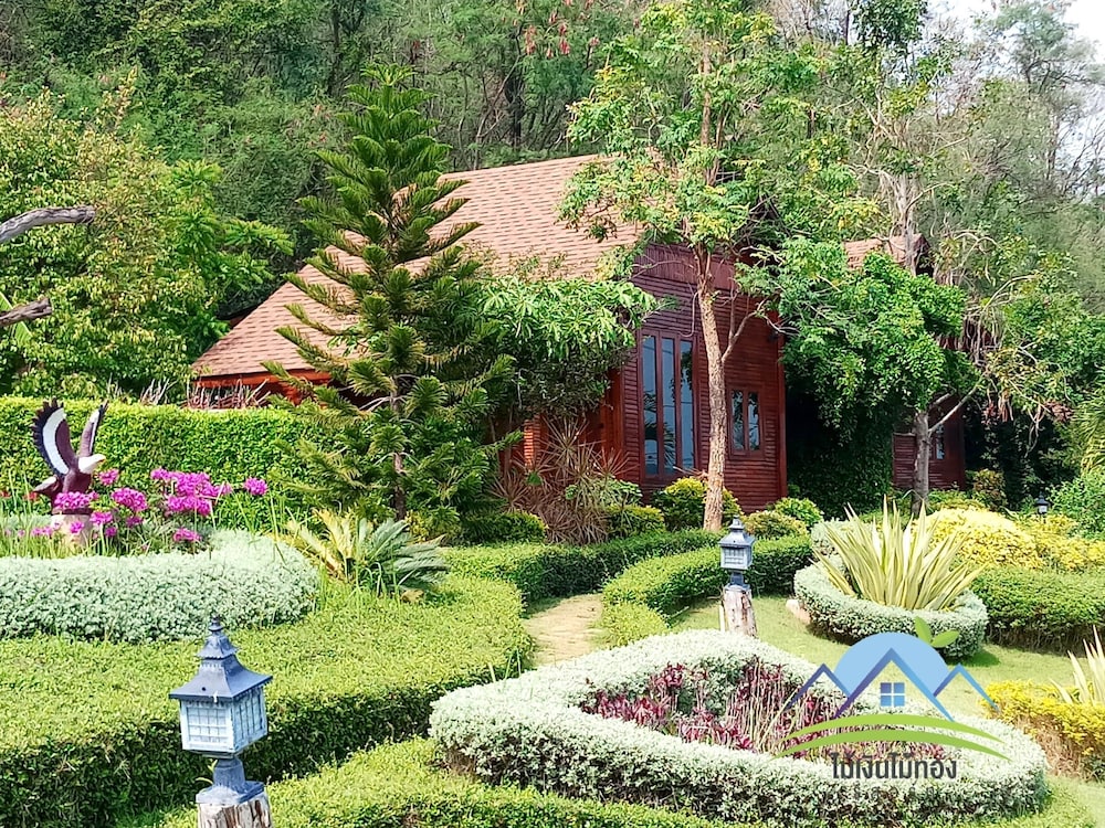 Mai Ngern Mai Thong Resort 30/37