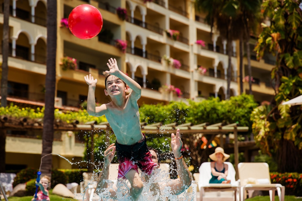 Velas Vallarta Suites Resort All Inclusive 10/99