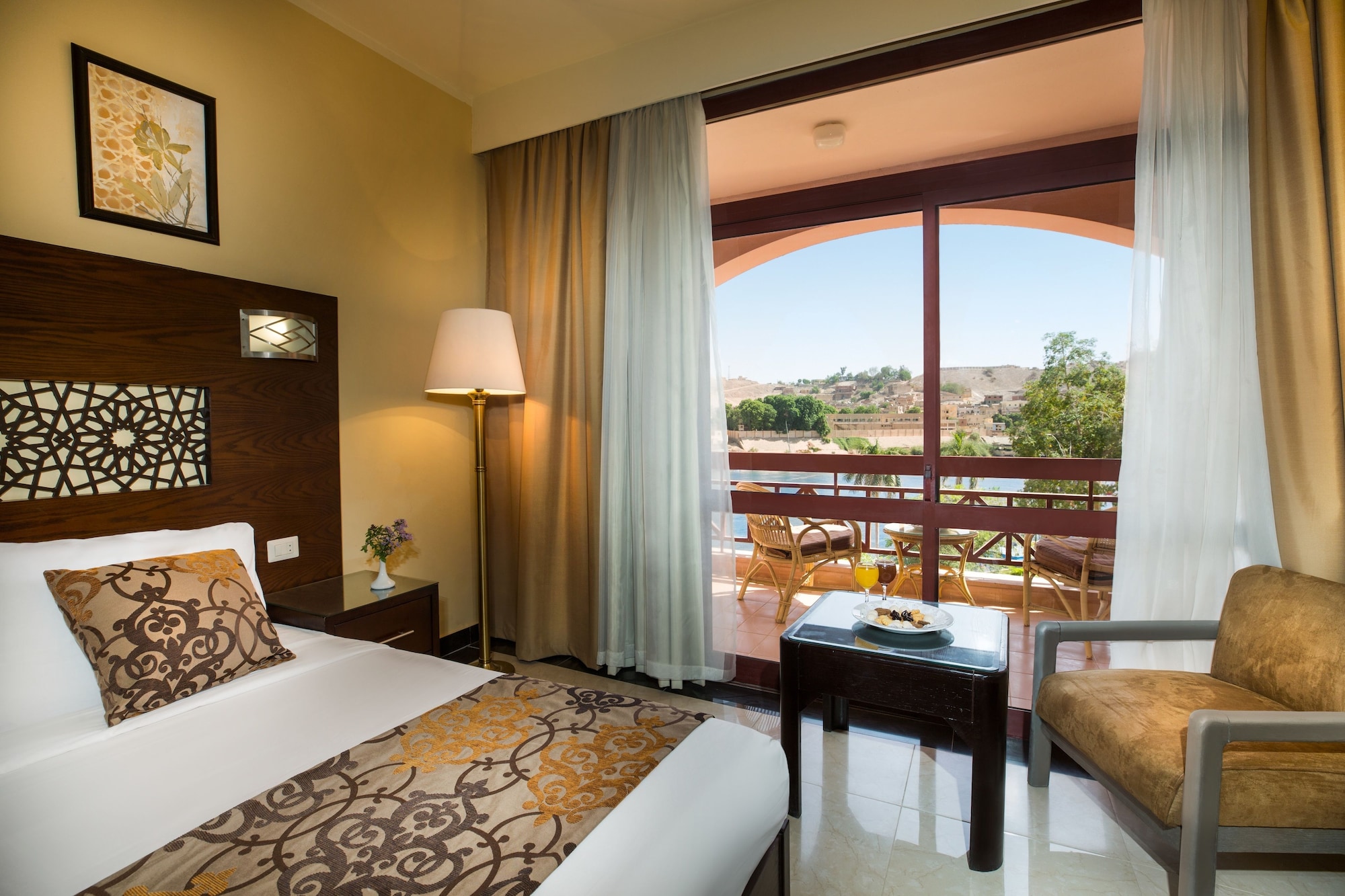 غرفة سوبيريور بسرير كينج بإطلالة على النهر، Pyramisa Island Hotel Aswan 8/10
