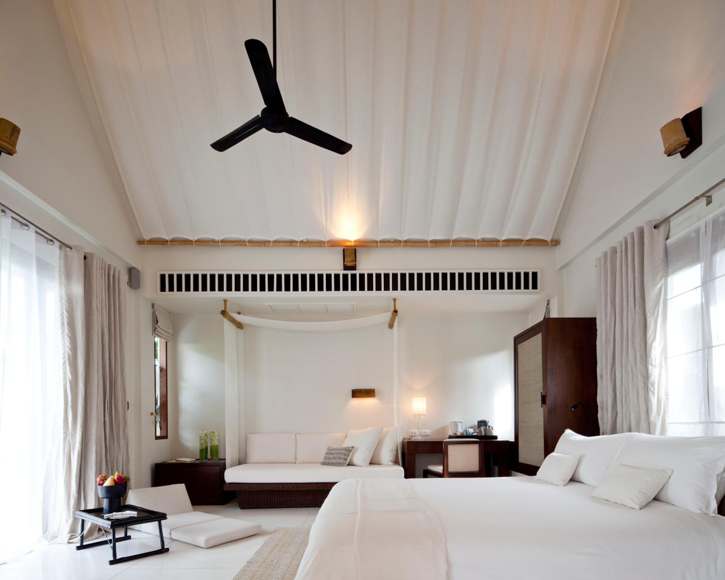 2 SALA Pool Villa Connecting