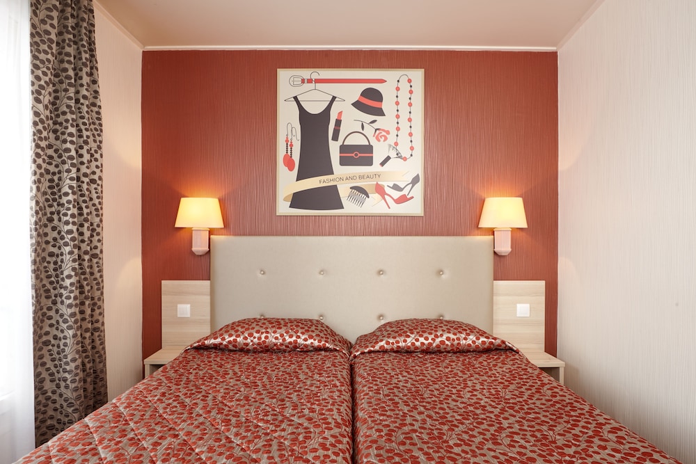 HOTEL MIRAMAR 16/30