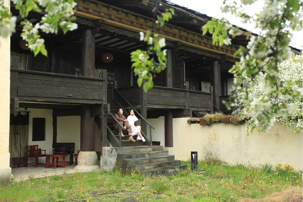 BANYAN TREE RINGHA in DEQING
