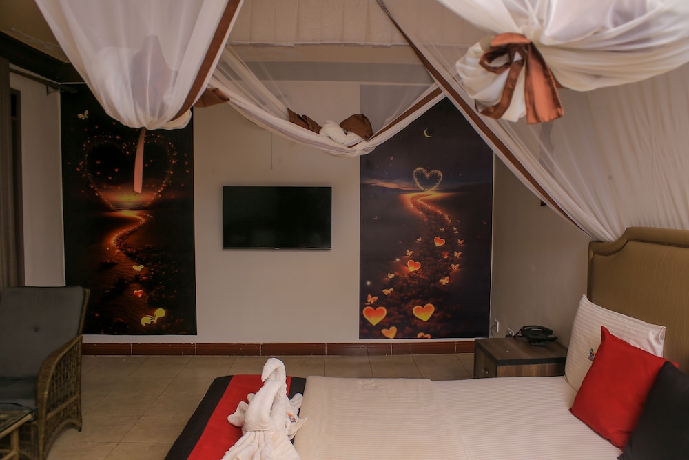 Saffron Beach Bistro & Cottages 22/50