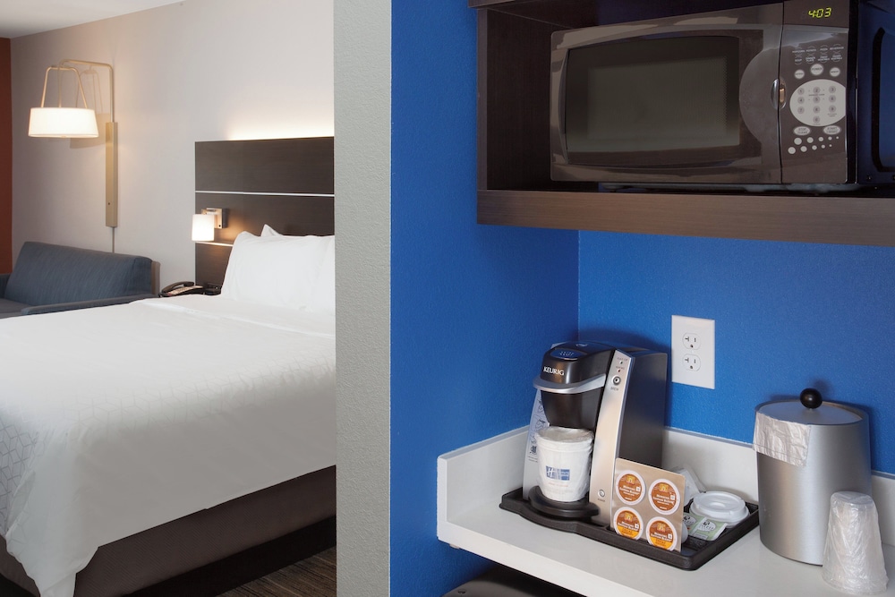 Holiday Inn Express Haskell-Wayne Area 41/75
