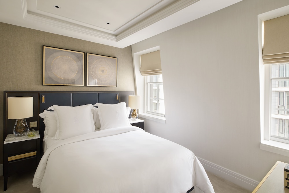 Four Seasons Hotel London at Tower Bridge 9/37