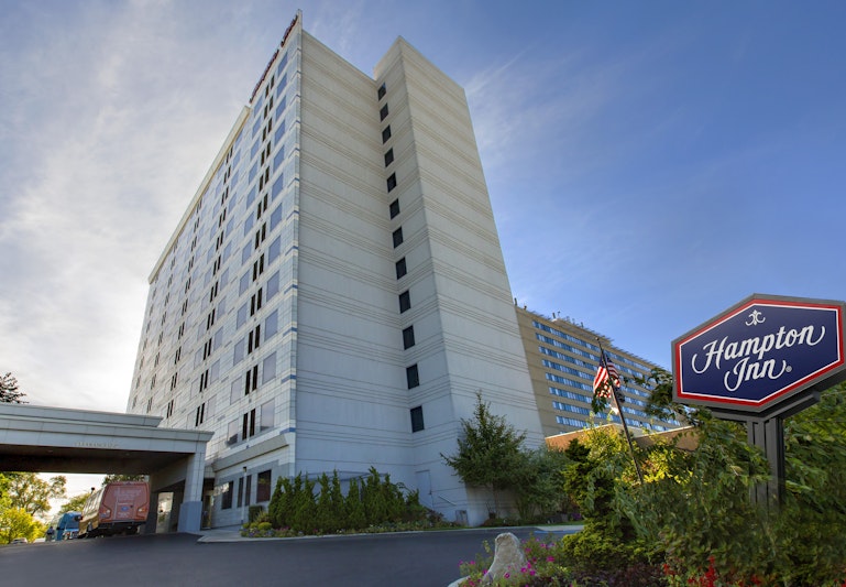 Hampton Inn NY-JFK in NEW YORK - NY