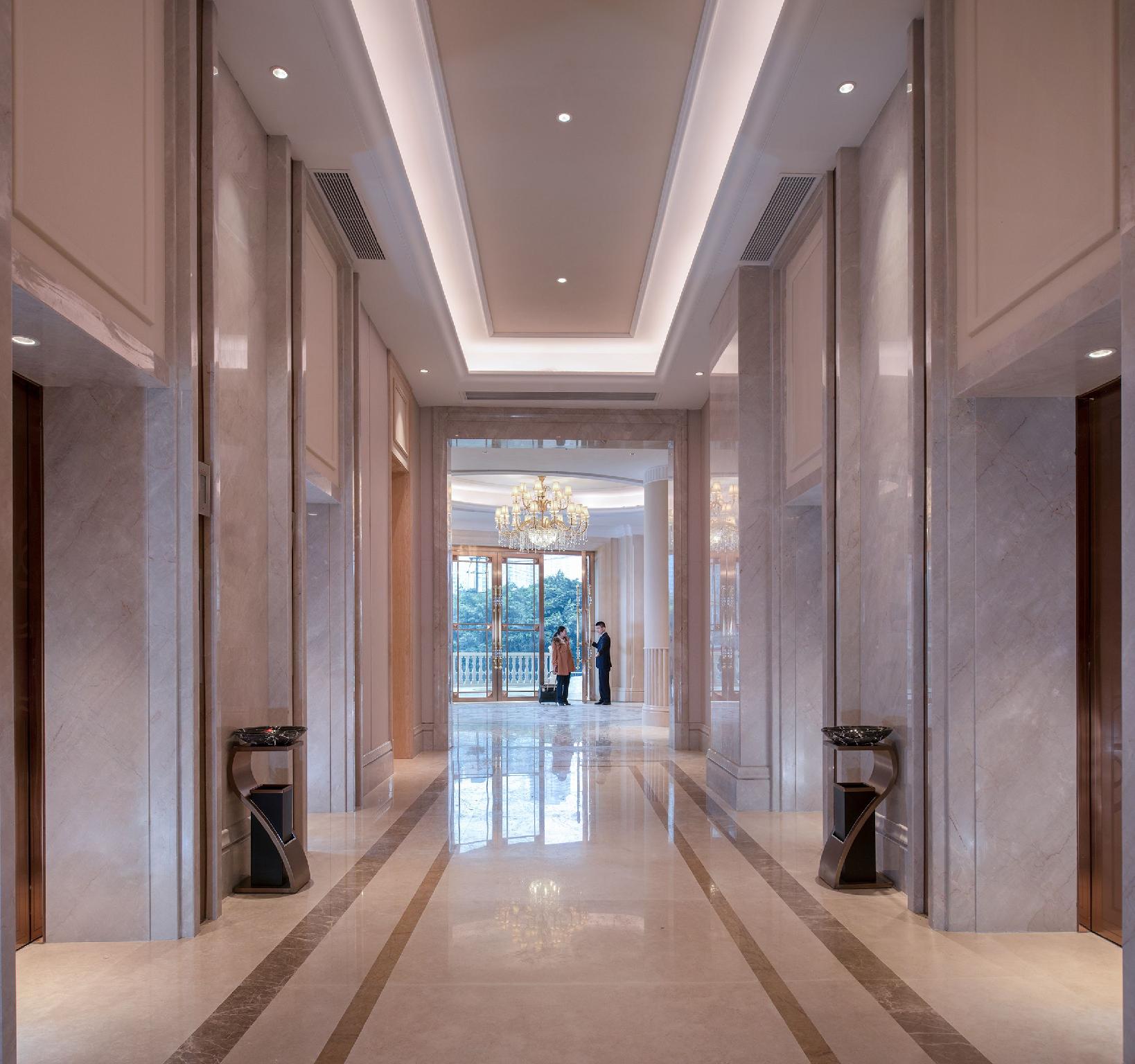 Vienna International Hotel (Chengdu Global Center New Convention & Exhibition) 12/47
