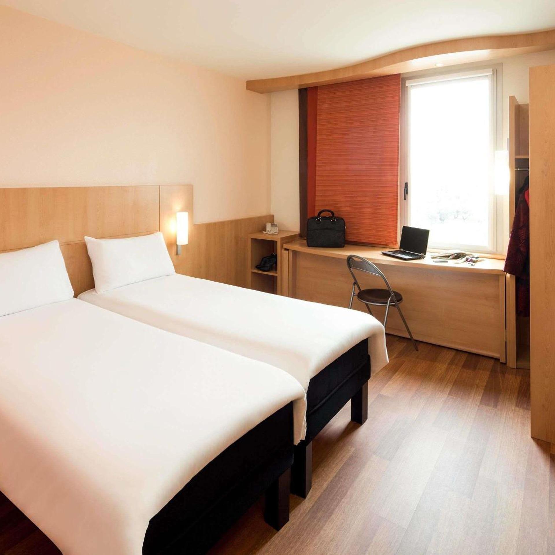 Basic, Triple, 3 Beds