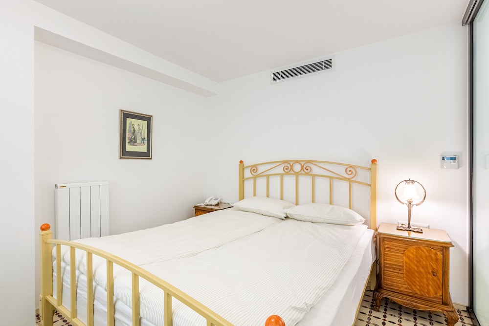 Villa Pera Suite Hotel 20/81