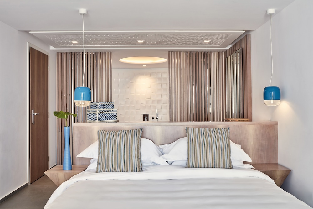 Phos, Superior, Twin Beds, Sea View, Outdoor Jetted Tub