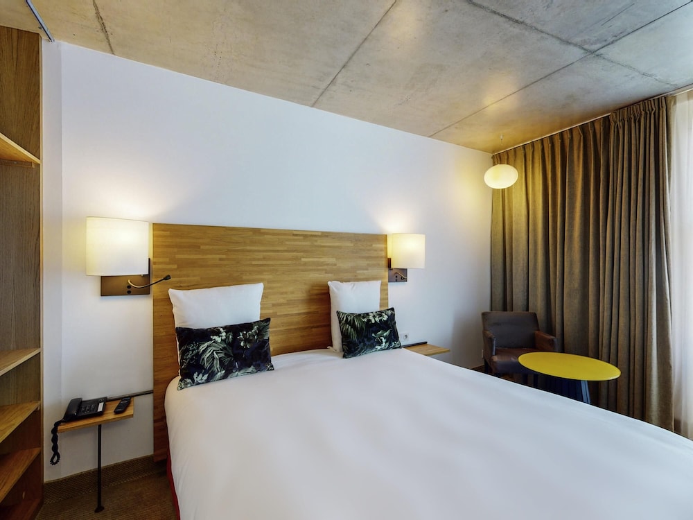 Mercure Poitiers Centre 32/73